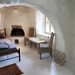 Pyrgi Artemis Place Apartmán *