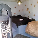 Pyrgi Artemis Place Apartmán *