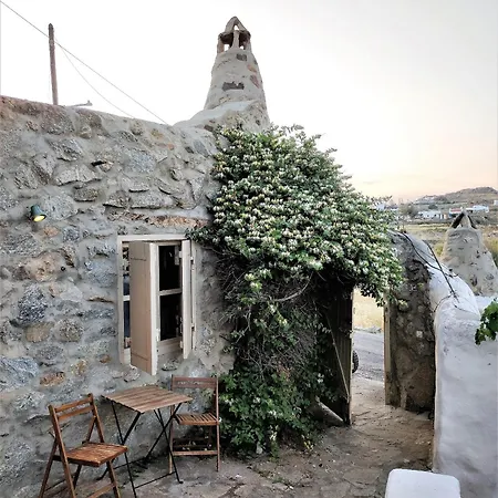 Pyrgi Artemis Place Super Paradise Beach (Mykonos)