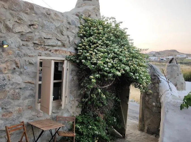 Pyrgi Artemis Place Super Paradise Beach (Mykonos)