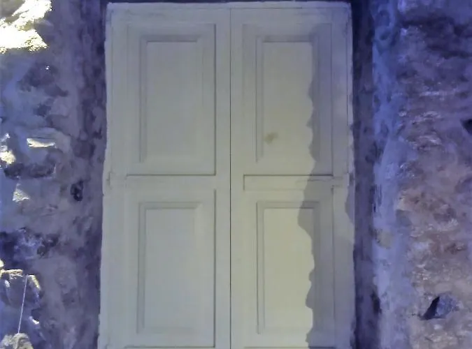 Pyrgi Artemis Place Super Paradise Beach (Mykonos)