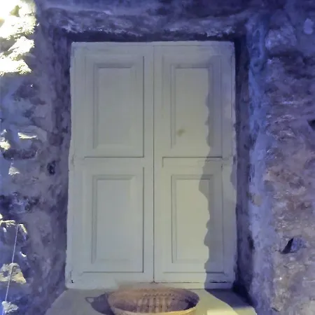 Pyrgi Artemis Place Super Paradise Beach (Mykonos)