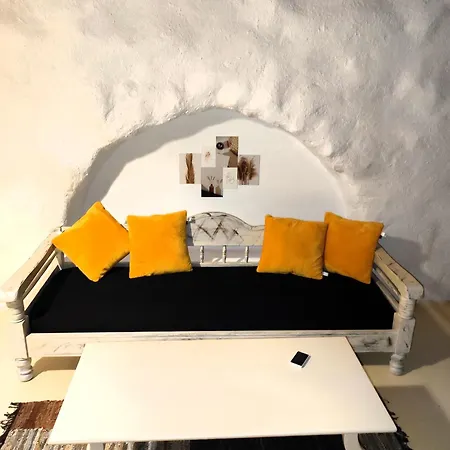 Pyrgi Artemis Place * Plage de Super Paradise